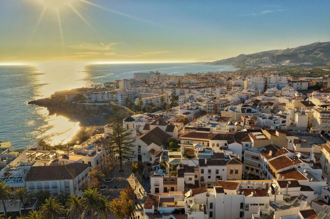 Апартаменты Nerja Sea View Экстерьер фото